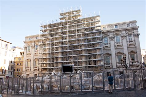 trevi fountain renovation